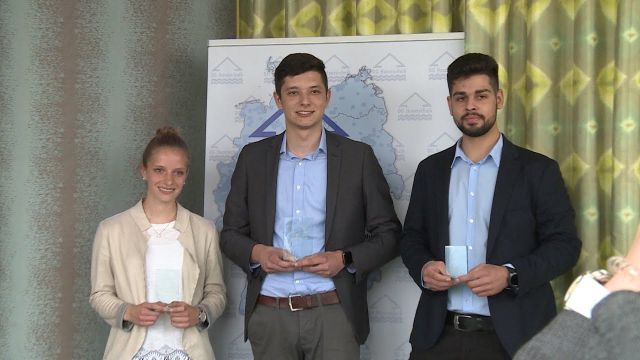 Embedded thumbnail for DG Haustechnik kürt Azubi des Jahres