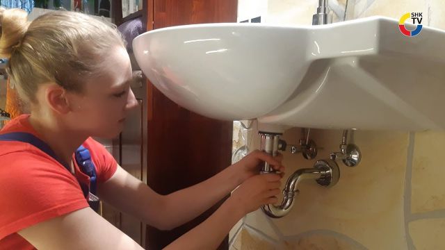 Embedded thumbnail for Mit zwei Mal "Sehr gut" zur Anlagenmechanikerin 